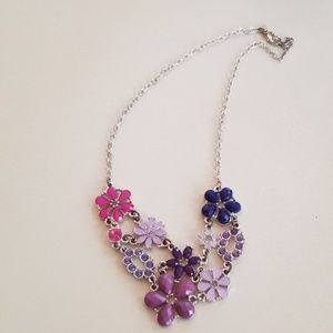 Statement necklace